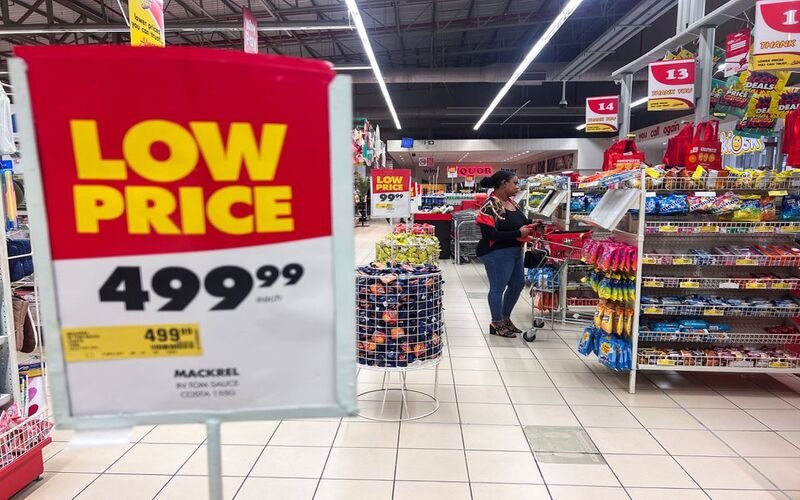 South Africa's Shoprite will spend 440 mln to support market share