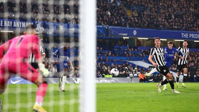 Palmer's Stellar Performance Secures Chelsea Triumph