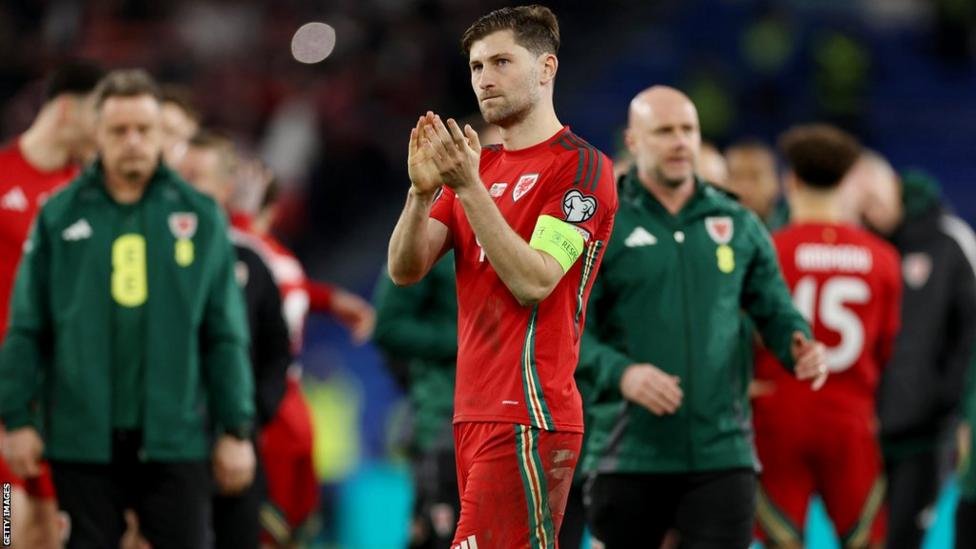 Wales Captain Ben Davies Penalty Defeat in Euro 2024 Play-offs