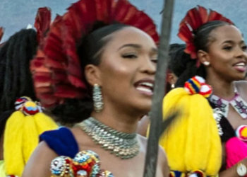 AFP
At the reed dance Nomcebo Zuma was presented as the "liphovela", which means which means royal fiancée in Swati